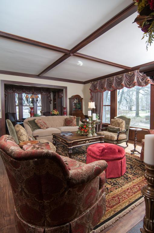 Greene Gables Inn White Hall エクステリア 写真