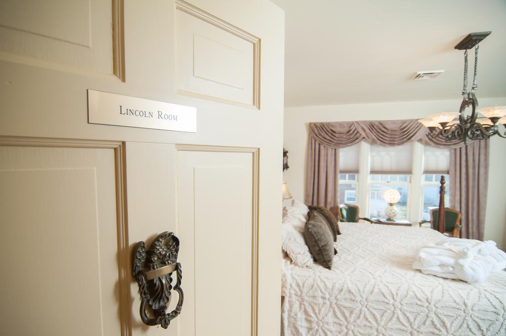 Greene Gables Inn White Hall エクステリア 写真